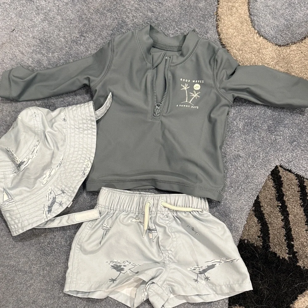Gray boy Swim Set with Hat size 6M